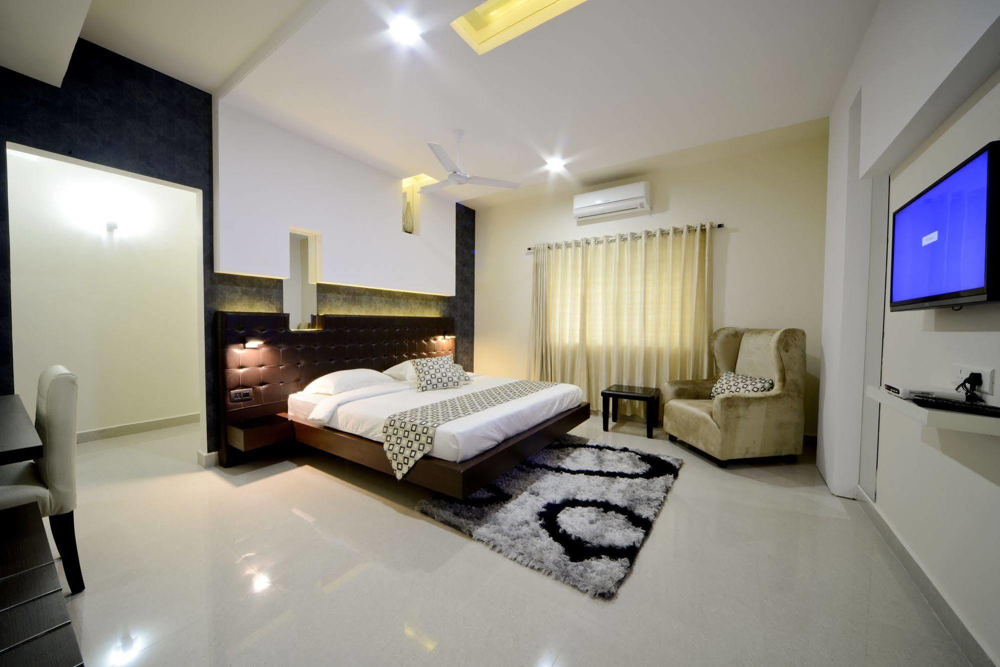 Hotel Serenity La Vista Haïdarabad Extérieur photo